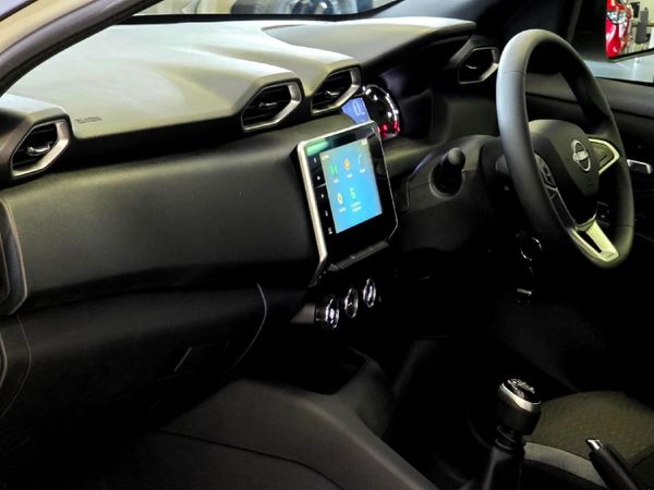 2026-Nissan-Magnite-10-Visia image:23