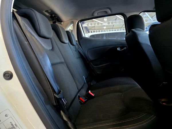 2018-Renault-Clio-IV-900T-Authentique-5-dr-66kW image:7