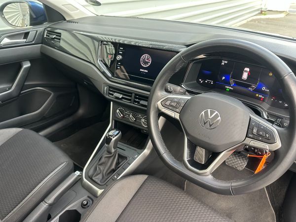 2025-Volkswagen-Taigo-10-TSI-Life-Auto image:5