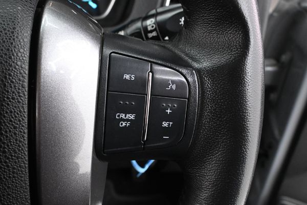 2023-Mahindra-Pik-Up-22-mHawk-S11-Storm-4x4-Auto-Double-Cab image:18