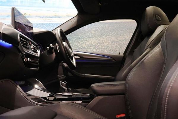 2023-BMW-X4-xDrive20d-M-Sport image:9