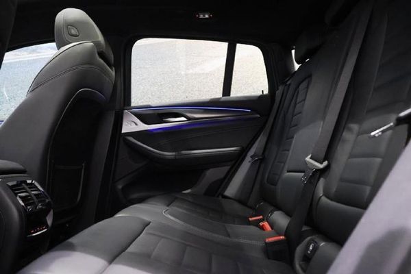 2023-BMW-X4-xDrive20d-M-Sport image:7
