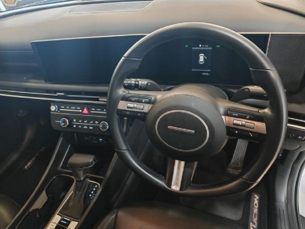 2025-Hyundai-Tucson-20-Premium-Auto image:6