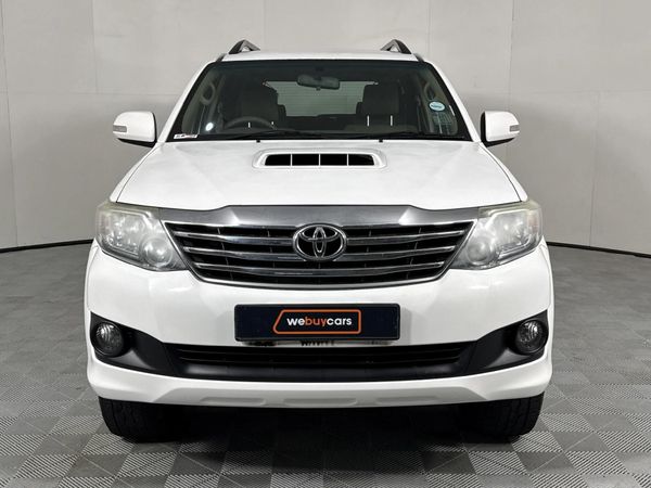 2013-Toyota-Fortuner-25-D-4D-Raised-Body-Auto image:11