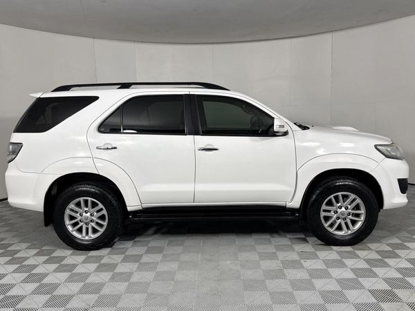 2013-Toyota-Fortuner-25-D-4D-Raised-Body-Auto image:13