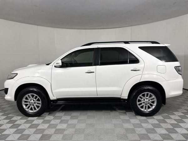 2013-Toyota-Fortuner-25-D-4D-Raised-Body-Auto image:15
