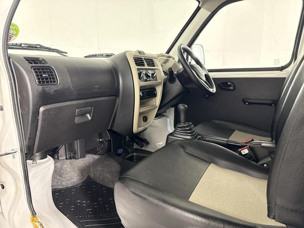 2024-Suzuki-Eeco-12-Panel-Van image:6