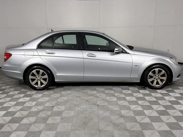 2012-Mercedes-Benz-C-Class-C-180-BE-Classic-Auto image:17