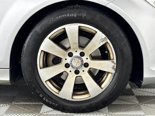 2012-Mercedes-Benz-C-Class-C-180-BE-Classic-Auto image:5