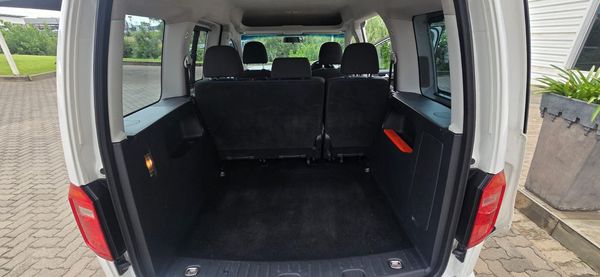 2017-Volkswagen-Caddy-20-Trendline image:12
