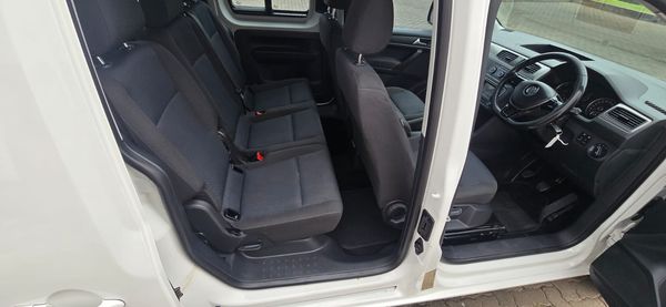 2017-Volkswagen-Caddy-20-Trendline image:15