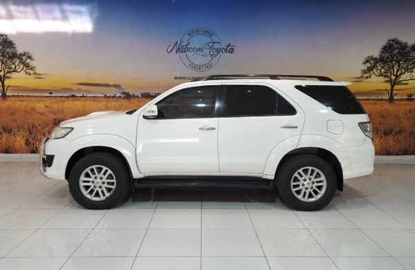 2014-Toyota-Fortuner-30-D-4D-Raised-Body image:2