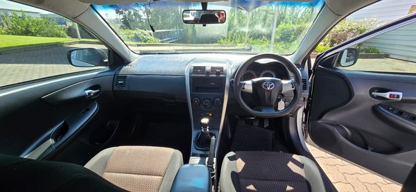 2017-Toyota-Corolla-Quest-16 image:9