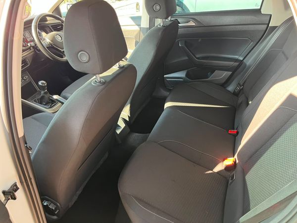 2019-Volkswagen-Polo-10-TSI-Comfortline image:12