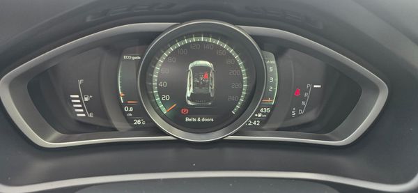 2017-Volvo-V40-CC-D3-Inscription-Auto image:16