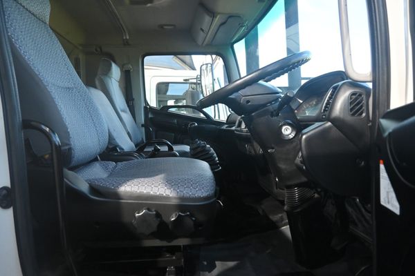 2015-Hino-500-1626-Lwb-Fc-Cc image:5