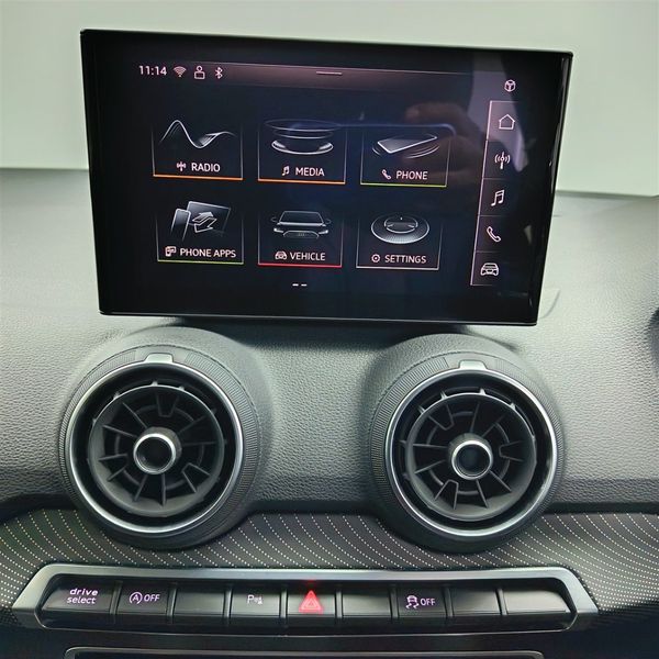 2026-Audi-Q2-35TFSI-Black-Edition image:15