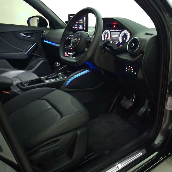 2026-Audi-Q2-35TFSI-Black-Edition image:20