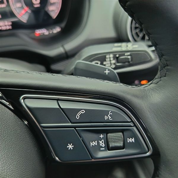 2026-Audi-Q2-35TFSI-Black-Edition image:32