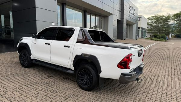 2022-Toyota-Hilux-28-GD-6-Raised-Body-Legend-RS-4x4-Auto-Double-Cab image:3