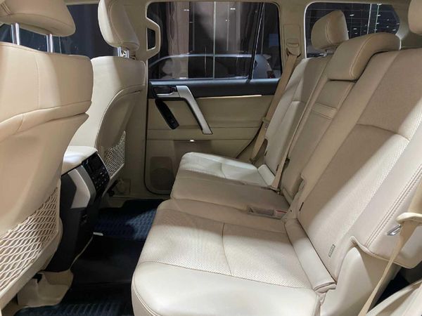 2022-Toyota-Land-Cruiser-Prado-28-GD-VX-L-Auto image:13