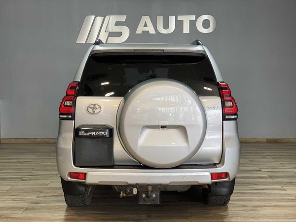 2022-Toyota-Land-Cruiser-Prado-28-GD-VX-L-Auto image:4