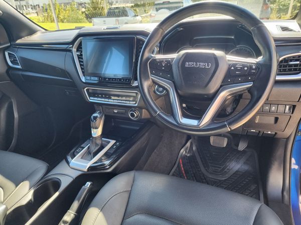2023-Isuzu-D-Max-30-DDI-V-Cross-HR-4x4-Auto-Double-Cab image:11