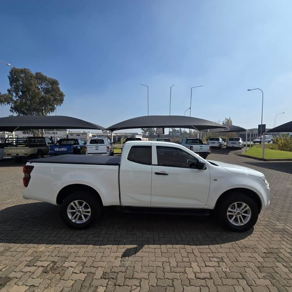 2024-Isuzu-D-Max-19-DDI-HR-L-Extended-Cab image:3