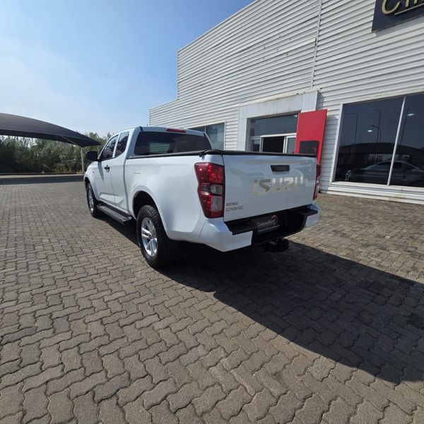 2024-Isuzu-D-Max-19-DDI-HR-L-Extended-Cab image:5