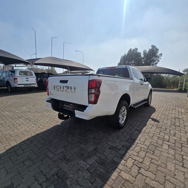 2024-Isuzu-D-Max-19-DDI-HR-L-Extended-Cab image:7