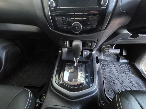 2025-Nissan-Navara-25-DDTi-PRO-2X-Auto-Double-Cab image:10