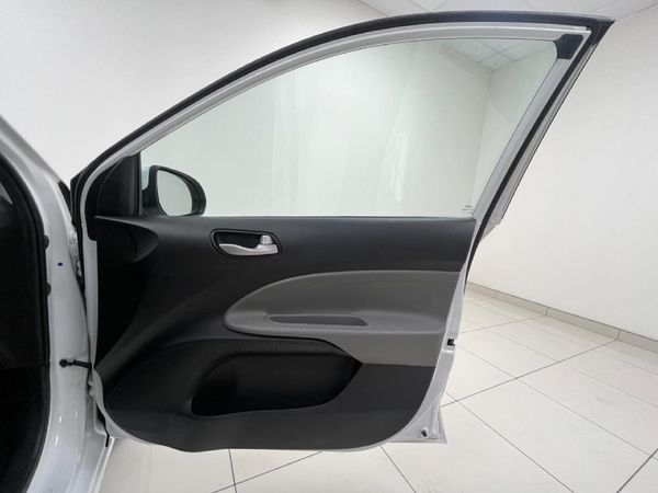 2025-Kia-Pegas-14-LX image:10