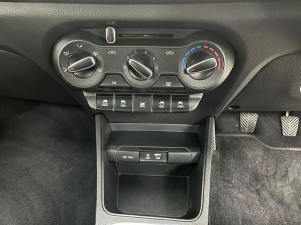 2025-Kia-Pegas-14-LX image:20