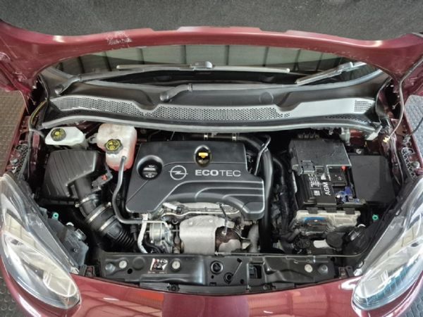 2015-Opel-Adam-10T-Jam image:12