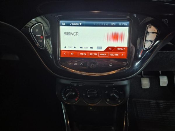 2015-Opel-Adam-10T-Jam image:21