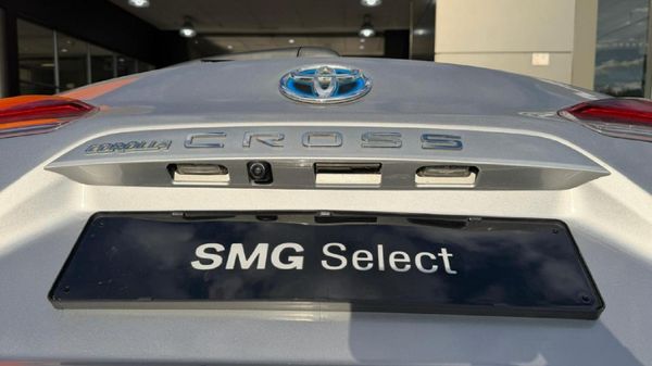 2025-Toyota-Corolla-Cross-18-XS-Hybrid image:10