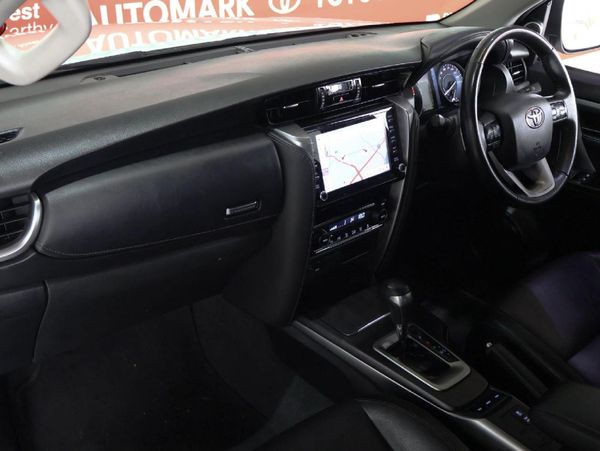 2021-Toyota-Fortuner-28-GD-6-Raised-Body-Auto image:14