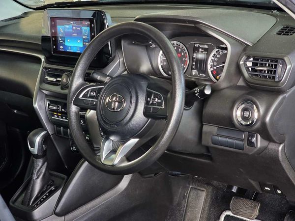 2025-Toyota-Urban-Cruiser-15-XR-Auto image:13