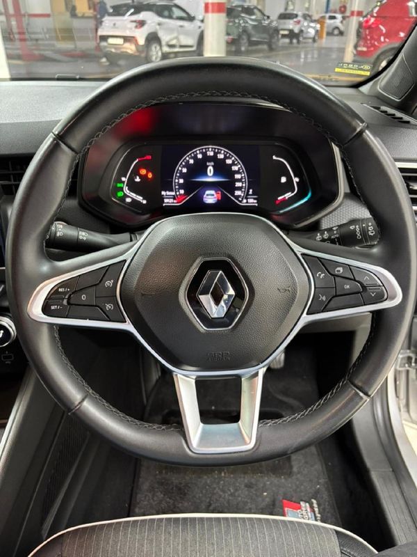 2024-Renault-Clio-V-10T-Intens image:10