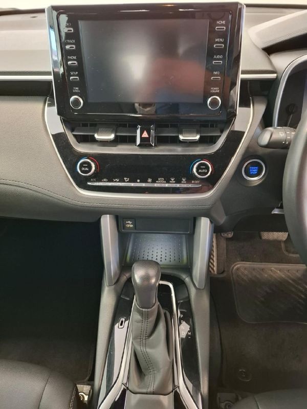 2023-Toyota-Corolla-Cross-18-XR image:14