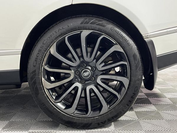 2016-Land-Rover-Range-Rover-44-SD-V8-LWB-Autobiography-Black image:6