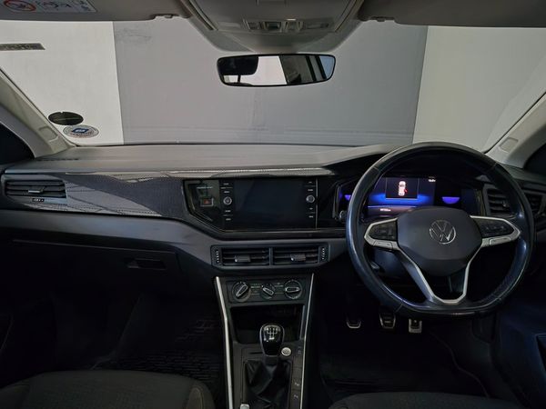 2022-Volkswagen-Polo-10-TSI-Life image:5