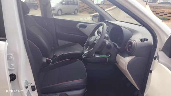 2024-Hyundai-Grand-i10-12-Fluid-Sedan image:11