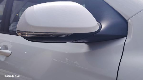 2024-Hyundai-Grand-i10-12-Fluid-Sedan image:5
