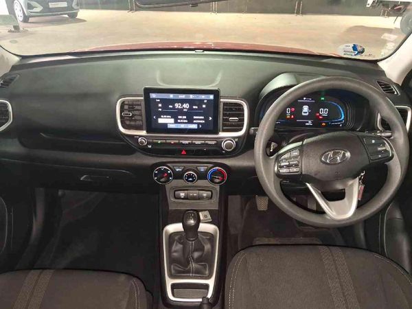 2024-Hyundai-Venue-12-Motion image:14