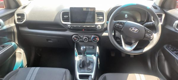 2024-Hyundai-Venue-12-Motion image:6