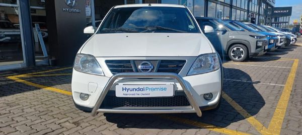 2022-Nissan-NP200-15-dCi-Safety-Pack image:4
