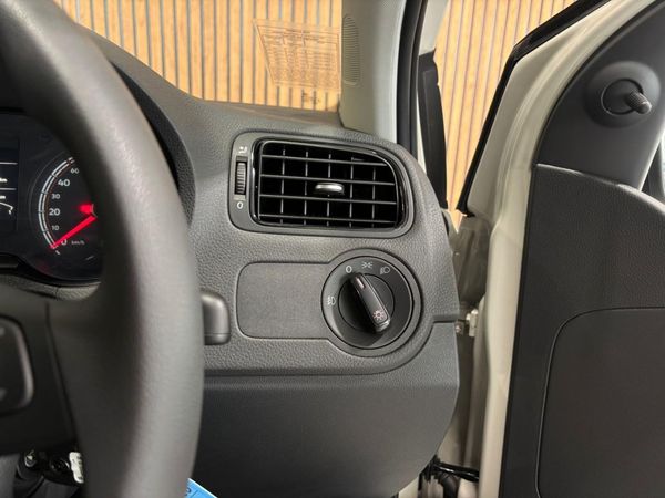 2026-Volkswagen-Polo-Vivo-14 image:7