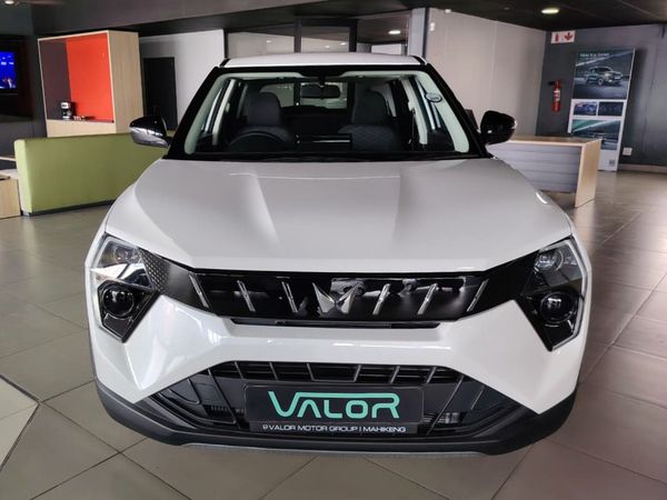 2026-Mahindra-XUV-3XO-12T-MX3-Auto image:2