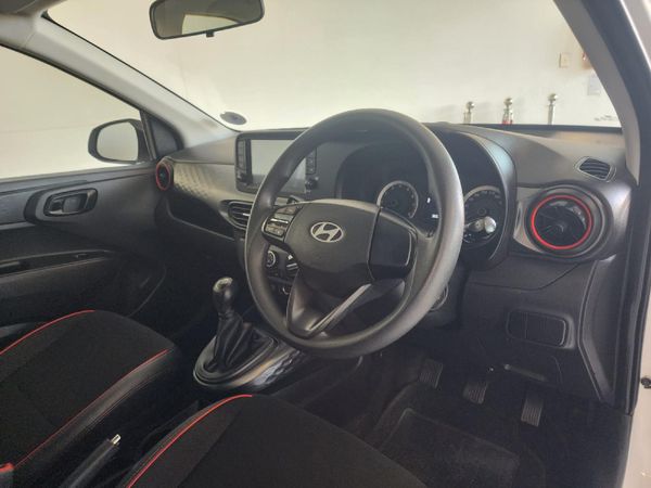 2024-Hyundai-Grand-i10-10-Motion image:21